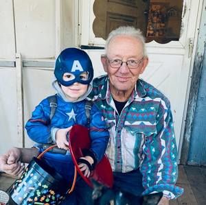 Meet your Posher, Wayne